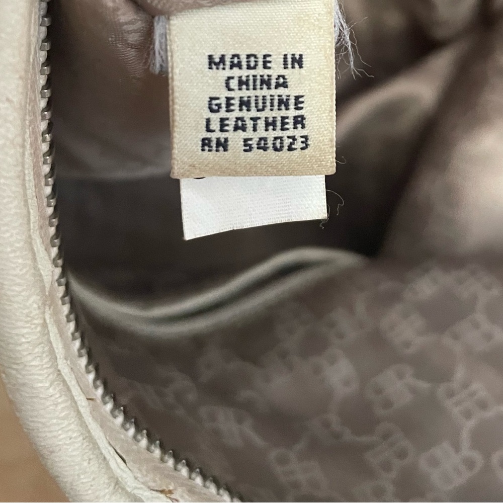 Banana Republic leather bag white pebbled large slouchy hobo silver zipper $250 - Picture 6 of 12